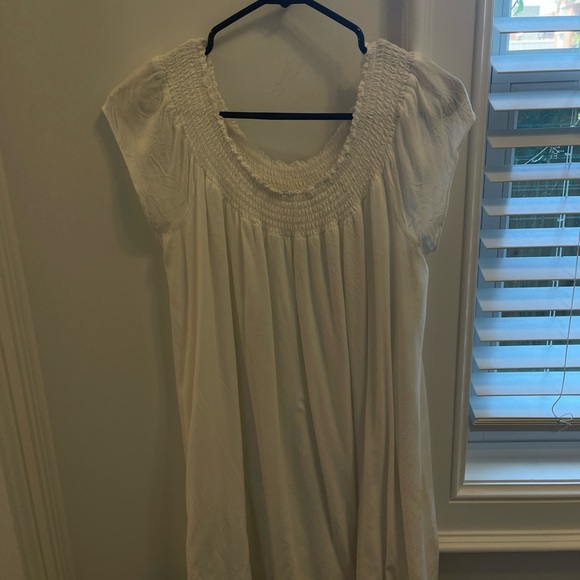 Aritzia white summer dress - Picture 2 of 2